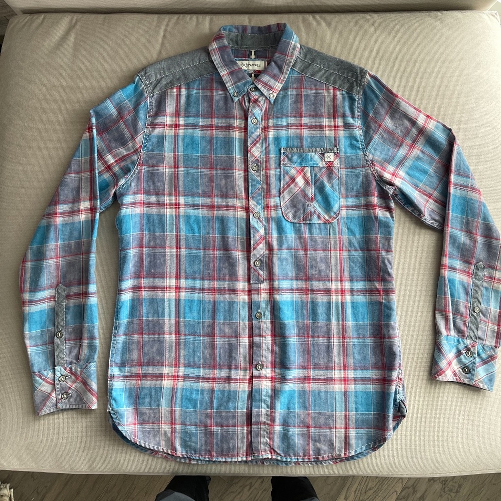 Departwest Shirt (Medium)